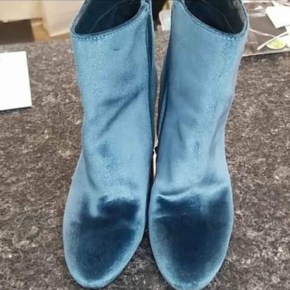 Vince Camuto boots